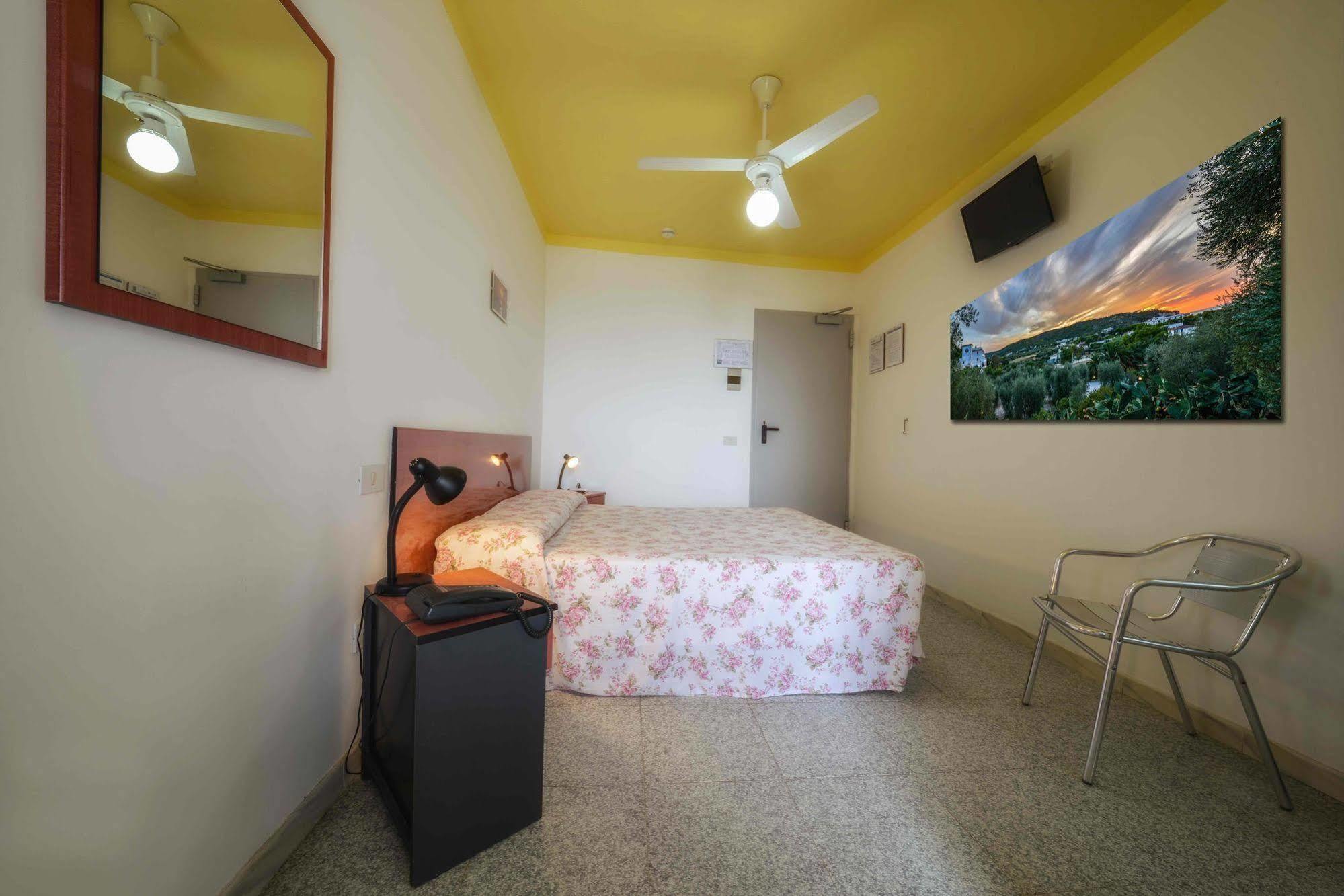 Hotel Piccolo Paradiso Peschici Εξωτερικό φωτογραφία